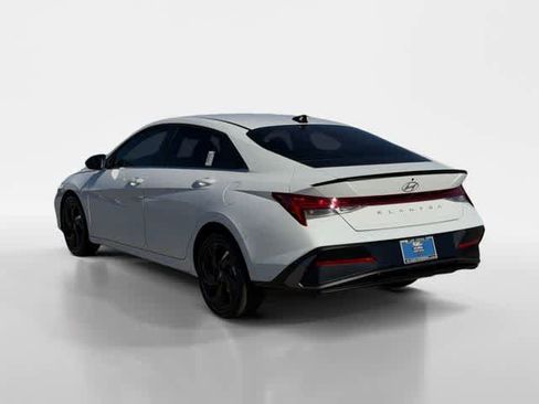 New 2026 Hyundai Elantra SEL Sport FWD image 3