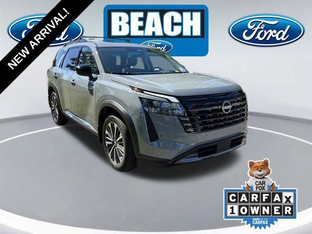 Used 2026 Nissan Pathfinder Platinum FWD image 1