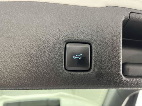 Certified 2023 Ford Escape ST-Line w/ Tech Pack #1 AWD/4WD image 29