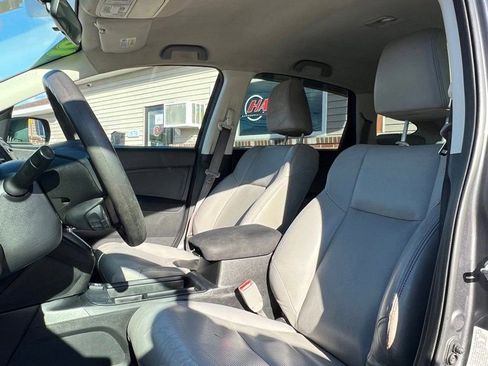 Used 2016 Honda CR-V LX image 11