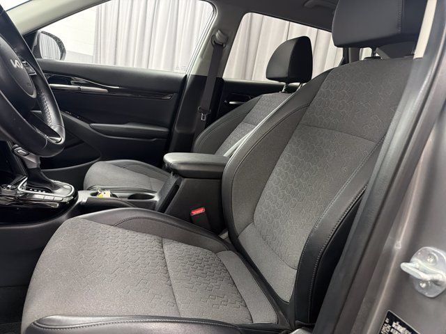 Certified 2024 Kia Seltos S AWD/4WD image 11