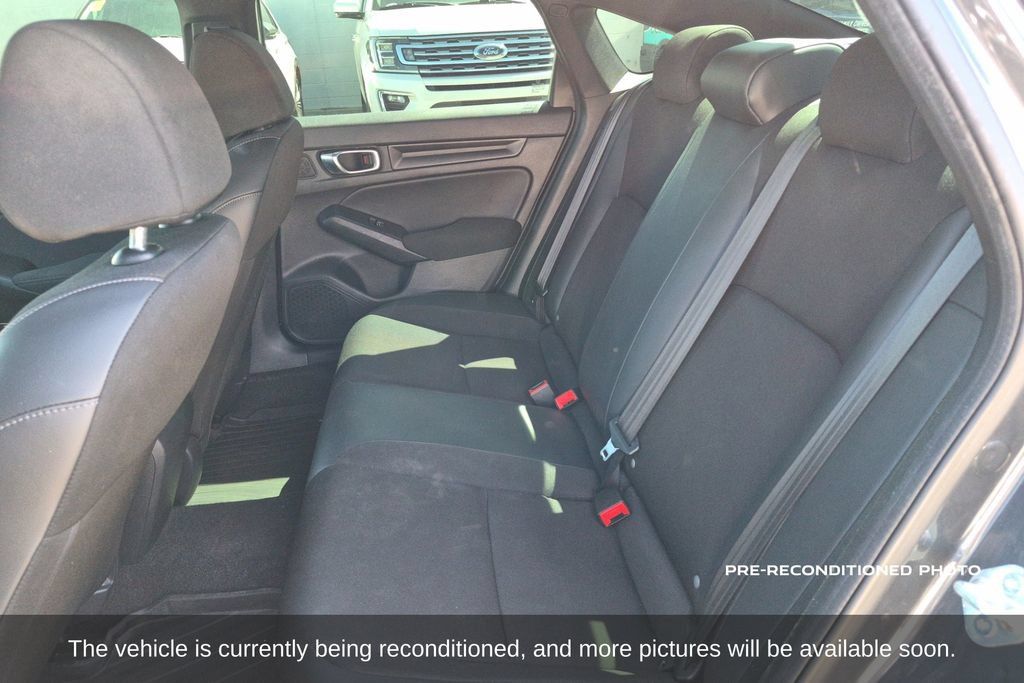 Used 2023 Honda Civic Sport image 11