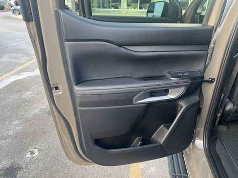 New 2025 Ford Ranger Lariat w/ Convenience Package image 11