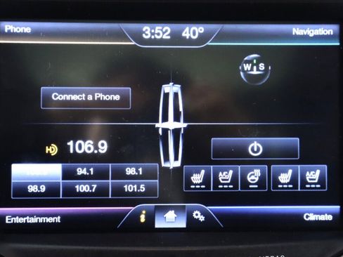Used 2013 Lincoln MKX AWD image 20