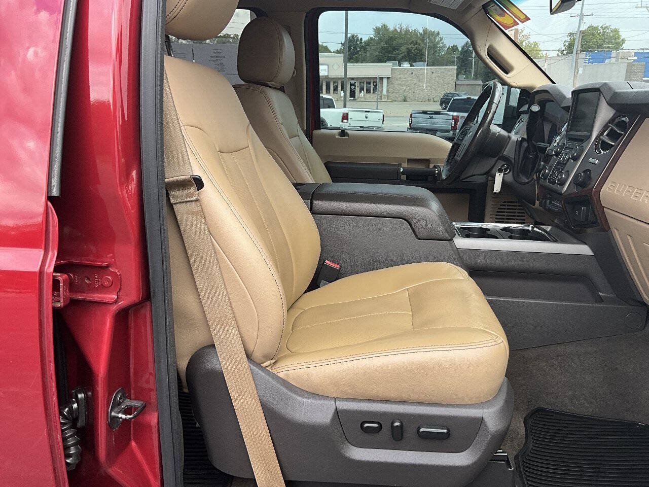 Used 2015 Ford F250 Lariat w/ Lariat Ultimate Package AWD/4WD image 15