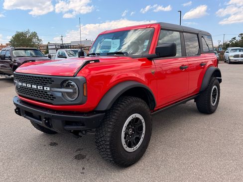 Used 2024 Ford Bronco Badlands w/ Sasquatch Package AWD/4WD image 2