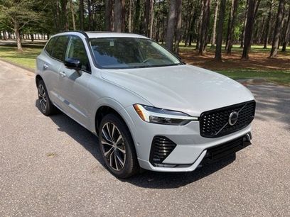 New 2025 Volvo XC60 B5 Plus