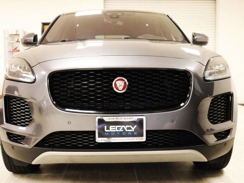 Used 2020 Jaguar E-PACE SE image 5