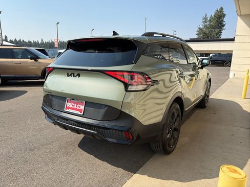Used 2025 Kia Sportage X-Line w/ Premium Package AWD/4WD image 4