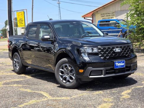 New 2026 Ford Maverick XLT FWD image 2