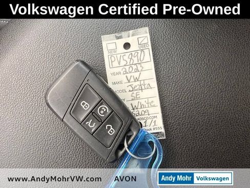 Used 2023 Volkswagen Jetta SE FWD image 33