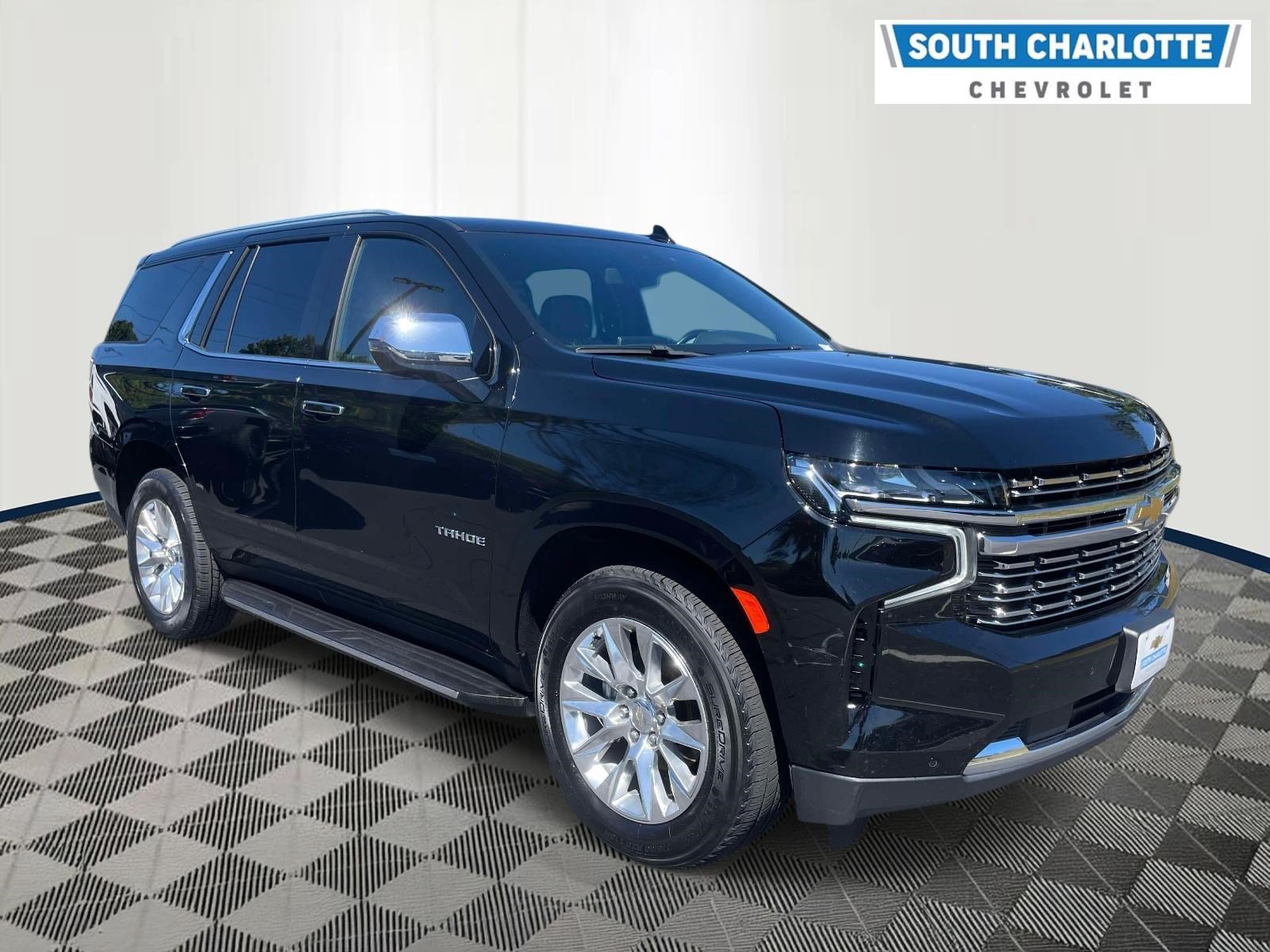 Used 2023 Chevrolet Tahoe Premier AWD/4WD image 3