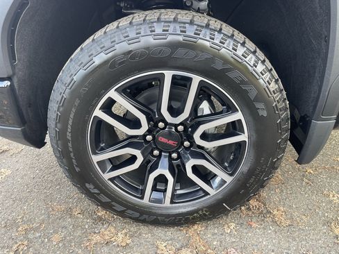 New 2026 GMC Sierra 1500 AT4 w/ AT4 Premium Package image 69