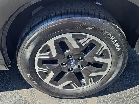 Certified 2025 Subaru Forester AWD/4WD image 21