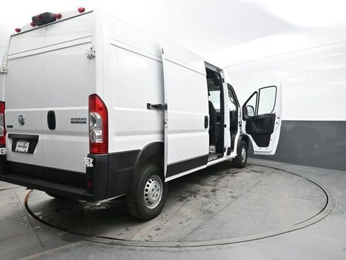 Used 2024 RAM ProMaster 2500 w/ Convenience Group FWD image 47