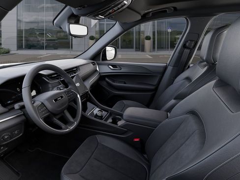 New 2025 Jeep Grand Cherokee L Altitude image 22