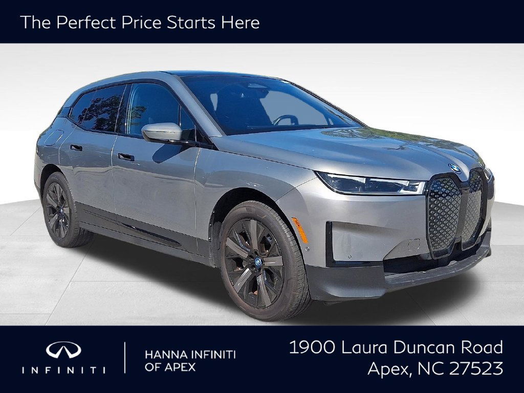 Used 2023 BMW iX xDrive50 AWD/4WD image 1