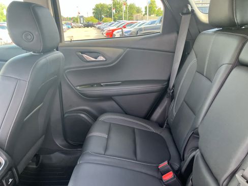 Used 2023 Chevrolet Blazer LT w/ Sound & Technology Package FWD image 38
