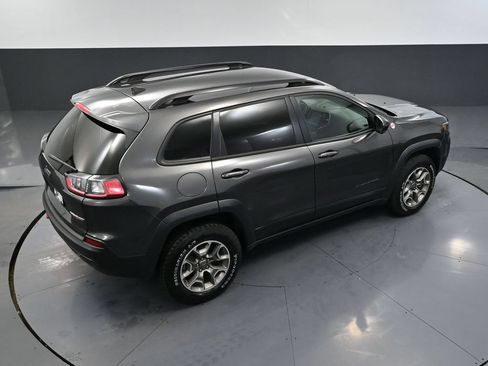 Used 2022 Jeep Cherokee Trailhawk AWD/4WD image 54