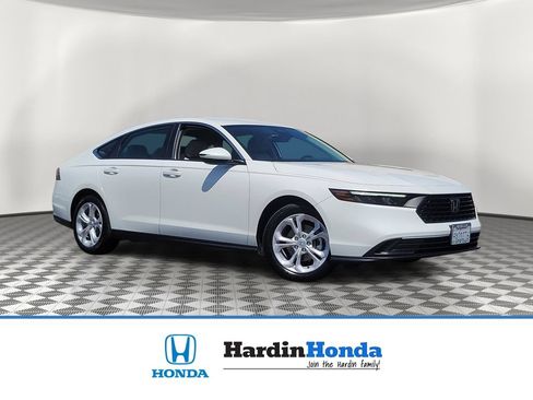 Certified 2025 Honda Accord LX image 1