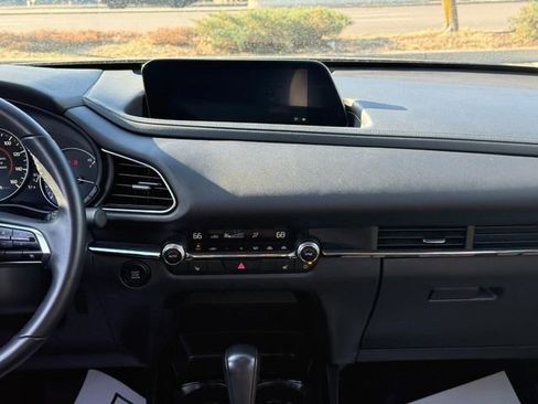 Used 2025 MAZDA CX-30 AWD 2.5 S w/ Preferred Package image 14