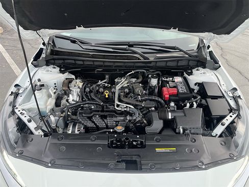 Used 2023 Nissan Altima 2.5 SV w/ SV Premium Package image 30