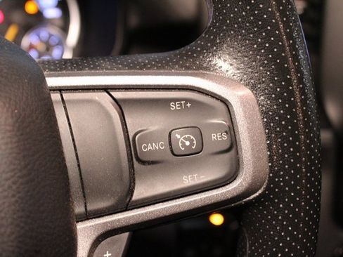 Used 2021 RAM 1500 Tradesman w/ SXT Appearance Group image 11