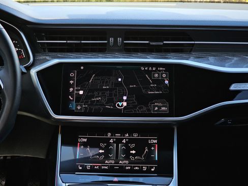 Used 2025 Audi A7 3.0T Premium Plus w/ Premium Plus Package AWD/4WD image 34