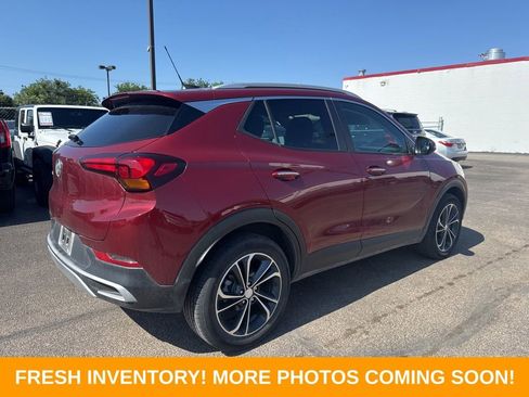Used 2023 Buick Encore GX Select FWD image 2