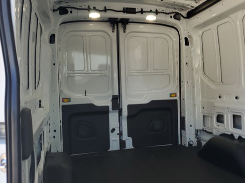 New 2026 Ford Transit 250 148 Medium Roof image 11