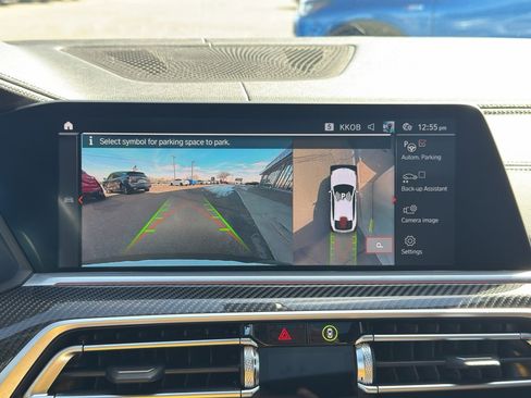 Used 2022 BMW X6 M50i w/ Premium Package image 15