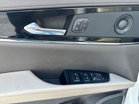 Used 2022 Lincoln Nautilus Reserve w/ Equipment Group 201A image 22