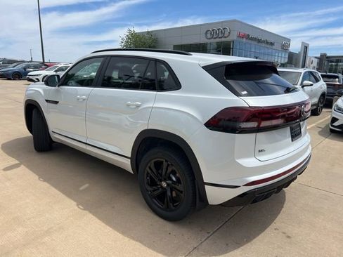 New 2026 Volkswagen Atlas Cross Sport SEL R-Line AWD/4WD image 4