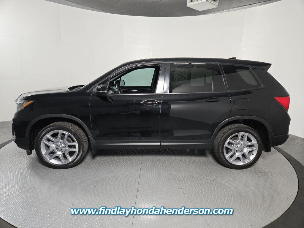 Certified 2025 Honda Passport EX-L image 3