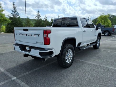 Used 2021 Chevrolet Silverado 2500 High Country w/ Z71 Off-Road Package AWD/4WD image 5