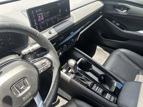 Used 2024 Honda Accord Touring image 21
