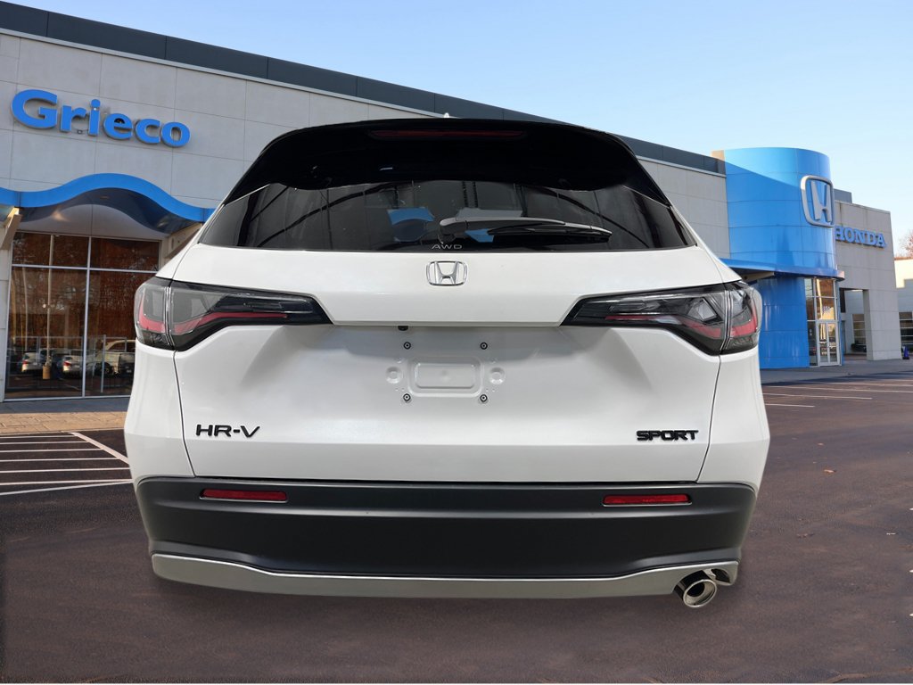 New 2027 Honda HR-V Sport image 4
