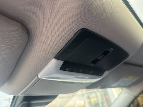 Used 2022 Nissan Altima 2.5 SR w/ Midnight Edition Package image 43