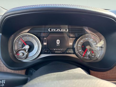 Used 2019 RAM 1500 Limited image 30