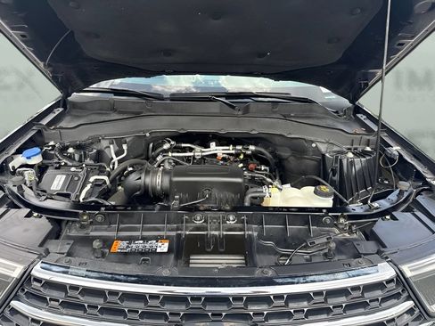 Used 2023 Ford Explorer XLT w/ Equipment Group 202A AWD/4WD image 23