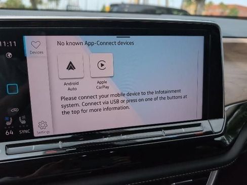 Used 2024 Volkswagen Atlas SE AWD/4WD image 13