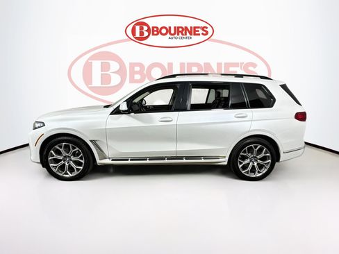Used 2021 BMW X7 xDrive40i w/ Premium Package AWD/4WD image 9