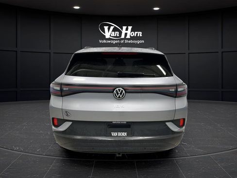 Used 2024 Volkswagen ID.4 Pro S image 4