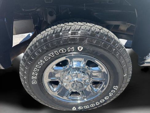 Used 2022 RAM 2500 Tradesman w/ Chrome Appearance Group AWD/4WD image 36