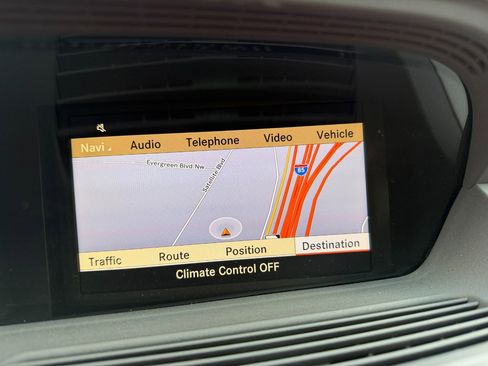 Used 2012 Mercedes-Benz S 550 image 21