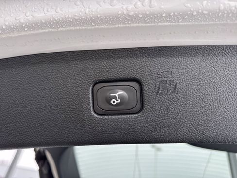 Certified 2022 Ford Edge SEL w/ Convenience Package image 38