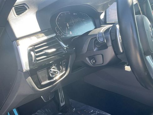 Used 2022 BMW 530e w/ M Sport Package image 15