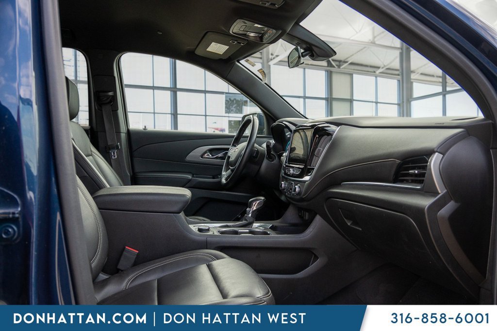 Used 2023 Chevrolet Traverse LT AWD/4WD image 25