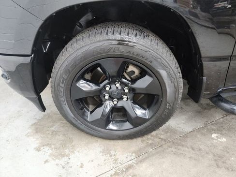Used 2019 RAM 1500 Big Horn AWD/4WD image 36