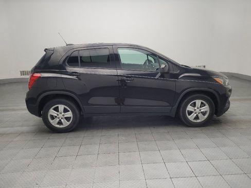 Used 2020 Chevrolet Trax LS w/ Tint and Cruise Package image 10